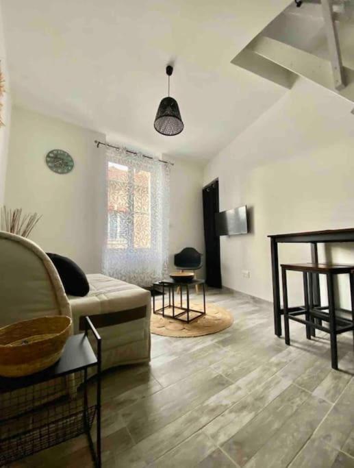 Appartement Centre Ville Saint-Amand-Mont-Rond 外观 照片